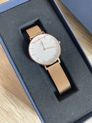 Daniel Wellington Womens Rose Gold Round Shape Quartz Wristwatch 24mm