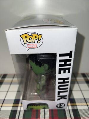 Funko Pop Marvel Avengers The Hulk #13 VAULTED!! Rare! Box Damage