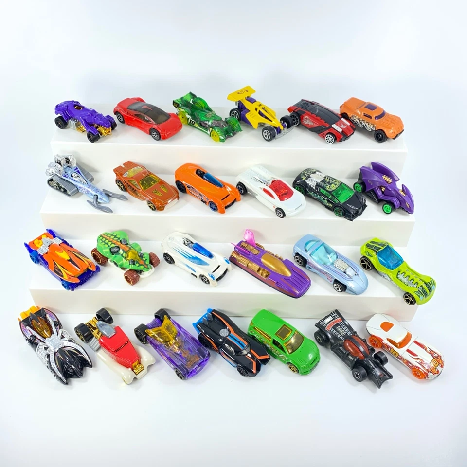 Lot of 25 Vintage Hot Wheels 1975-2013 Diecast Concept, Exotic Cars, Spider-Man - Image 2 of 4