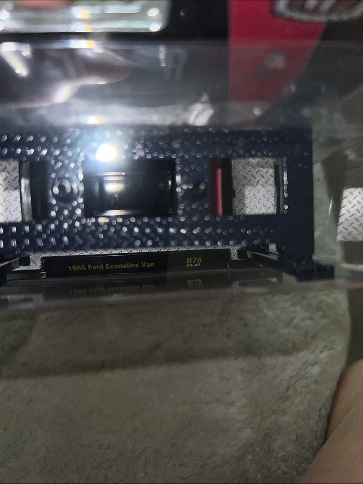 🔥🔥M2 1965 Ford Econoline Van (kit) $20🔥🔥 - Image 3 of 4