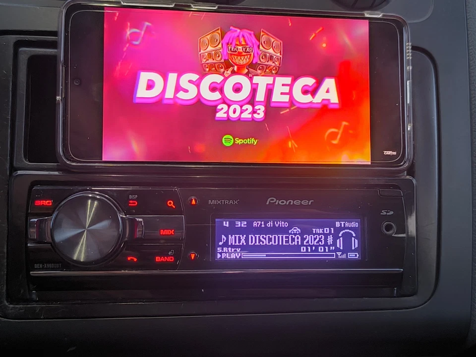 autoradio pioneer dehx9600 bluet cd usb 3 rca 4v regolaz hertz casse e sub 50x4 - Immagine 2 di 4