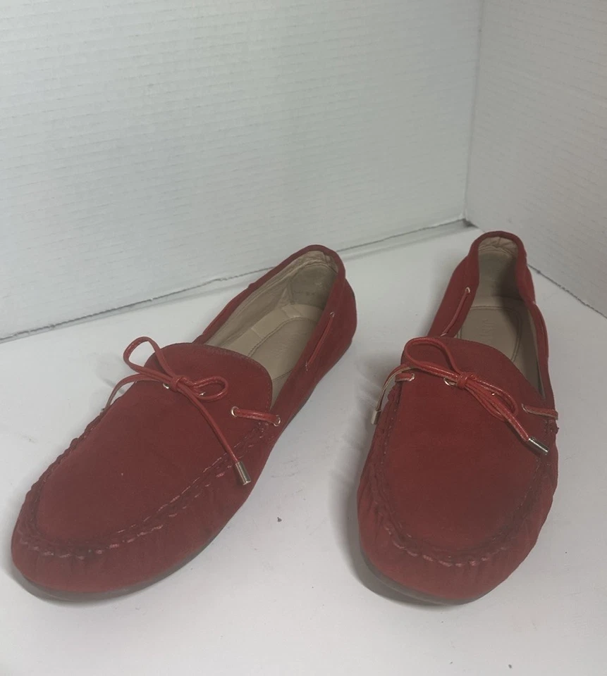 JustFab Lincoln Red Suede Driving Moccasins Loafers Women’s Size 10 EU 41  - Image 2 of 4