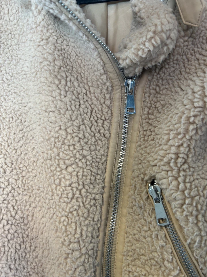 New Look women’s teddy Borg Coat Size S beige teddy fleece aviator jacket VGC - Image 4 of 4