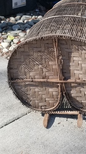 ANTIGUA CASA/JAULA PARA PÁJAROS DE MIMBRE BAMBÚ HECHA A MANO... ¿O LO QUE SEA?? - Imagen 23 de 24