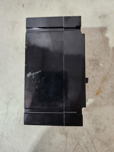 *NOS* Cutler-Hammer EHB3070 Circuit Breaker 70A 480VAC 3 Pole (#31) - Picture 3 of 8