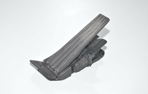 BMW I01 i3 E87 F20 F21 F30 F25 F32 F33 Fahrpedalmodul Schaltgetriebe 6853176