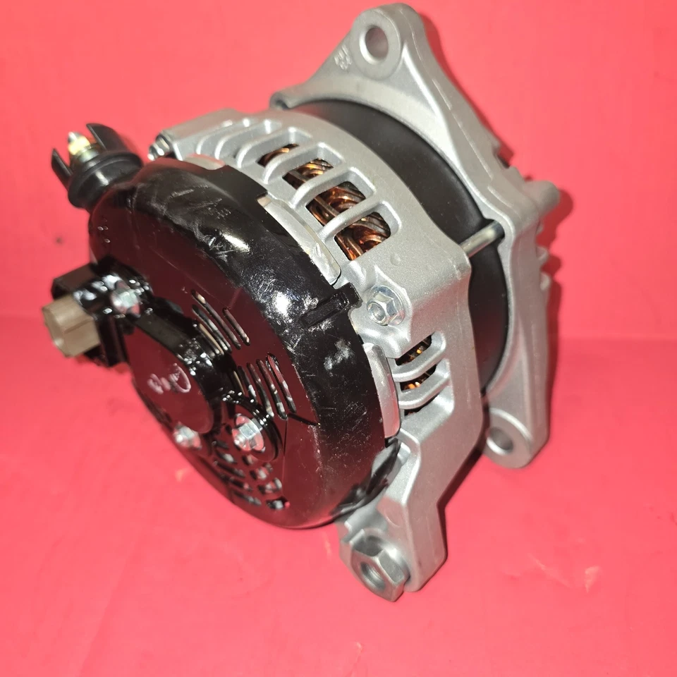 Alternador Ford F-250 F-350 Super Duty V8 2011-2016 6,7 litros VIN T reman de Ace Foto 3 de 4