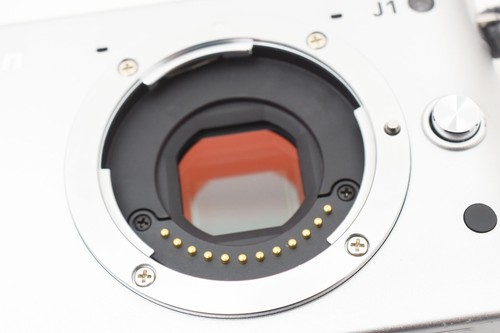 Nikon 1 J1 Spiegellose Kamera Body, silber {10.1MP} mit Akku 2378372 - Bild 11 von 12
