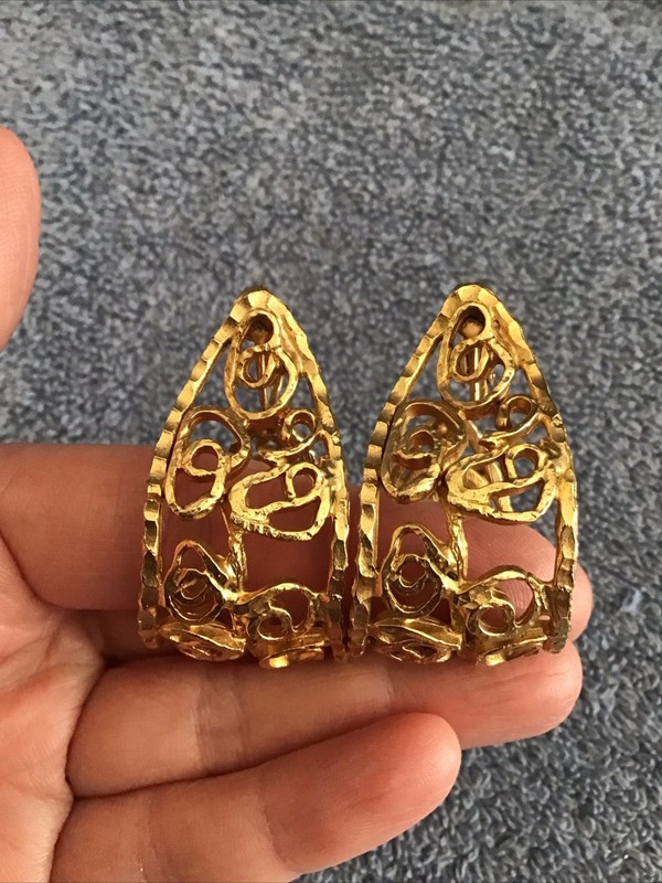 Vtg Gold Tone Filigree Hoop Earrings Clip Large Nugget Wide Hoops Statement