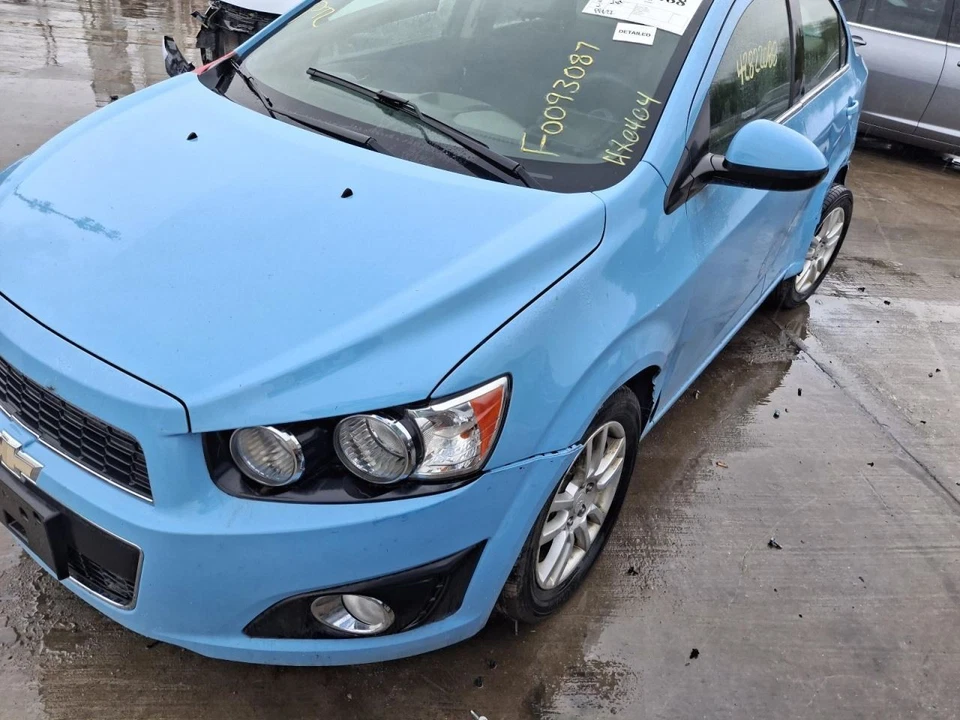 Alternador compatible con 12-18 SONIC 3693318 Foto 3 de 4