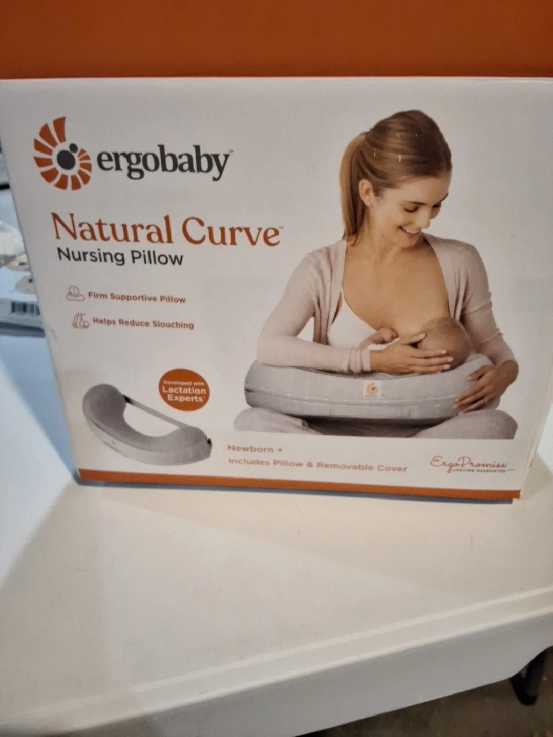 Ergobaby natural curve nursing pillow Gray
Opens in a new window or tab