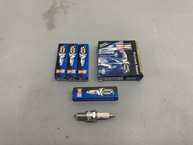 Champion Platinum Power Plug Number RN14PMC Spark Plug - 3405