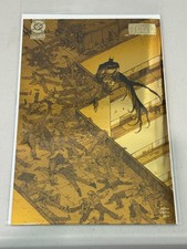 ABSOLUTE BATMAN #2 ARABIC GOLD FOIL DWJ