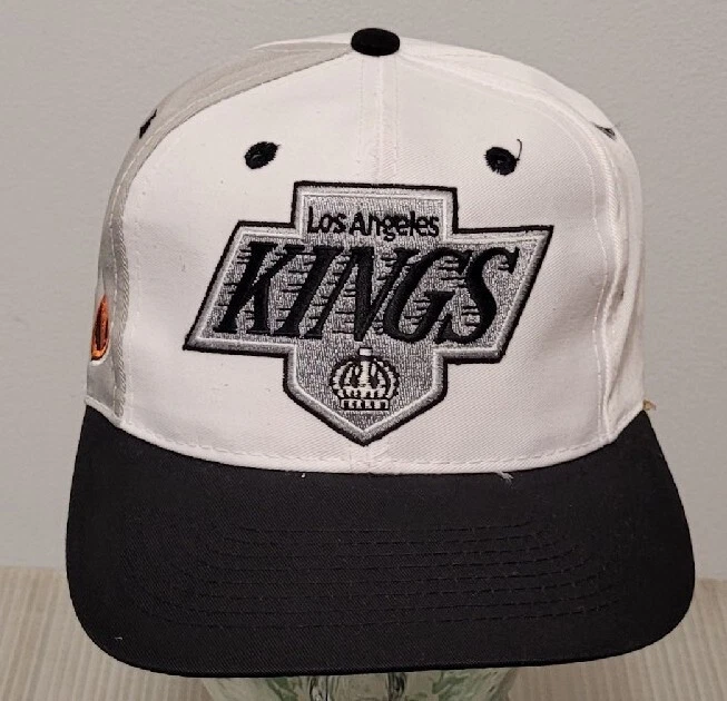 Mitchell & Ness NHL Los Angeles Kings Vintage Script Snapback Hat