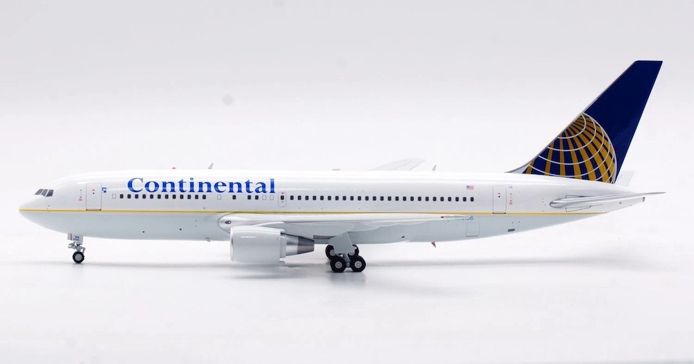 BOEING 767-400 continental　1/200 ScaleModelStore.com :: JC Wings 1:200 - LH2505 - Continental