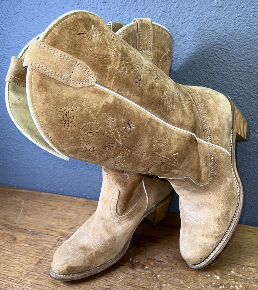 Vintage 80’s WOLVERINE Suede 2.5 in Heel Cowgirl Boots 9M #1950 - Image 3 of 4