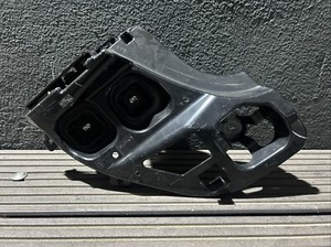 Original BMW 1er F40 Stoßstange Aufnahme Führung hinten links 7461397