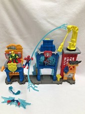spider man web quarters playset