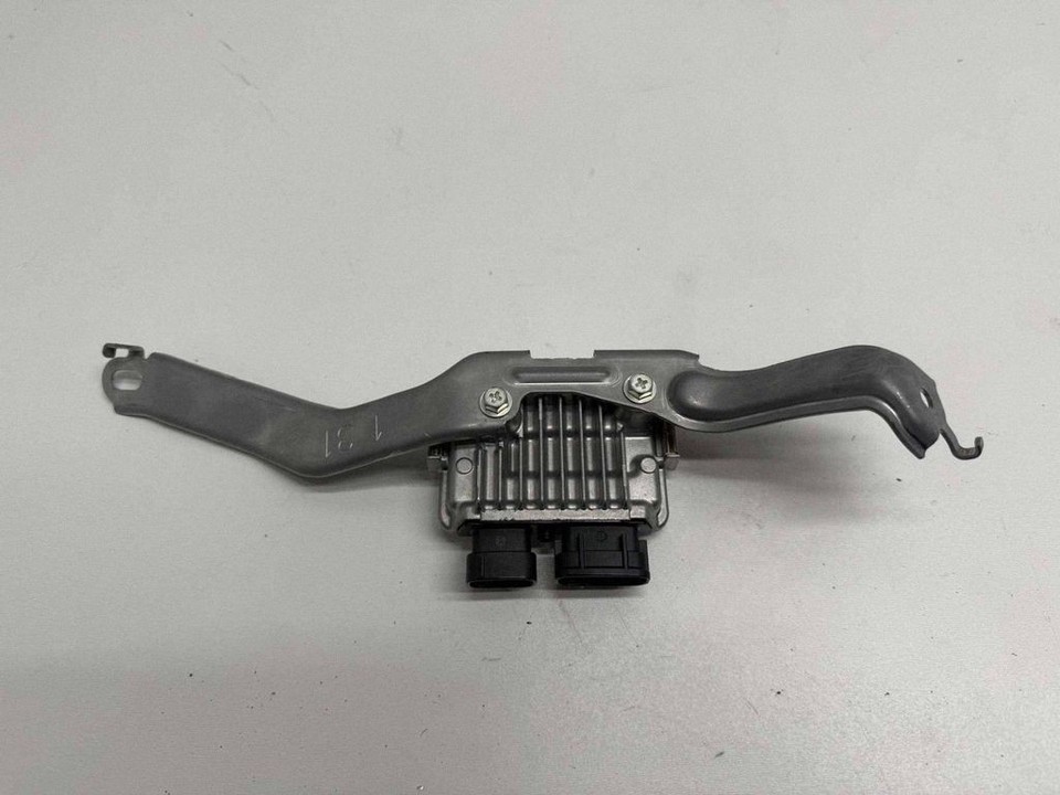 Gas Injection Modules Toyota RAV 4 (XA50) 2024 Fuel injection pump control unit module ...