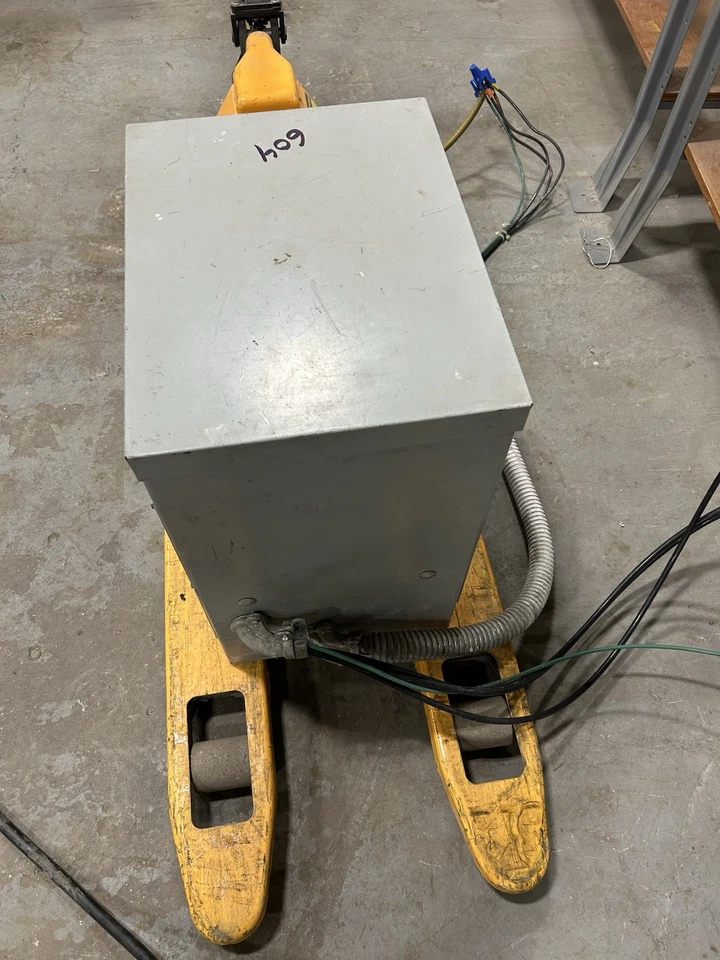 Transformador Hevi Duty S5H15S 15KVA 240/480V 1PH-T1830 Foto 3 de 4