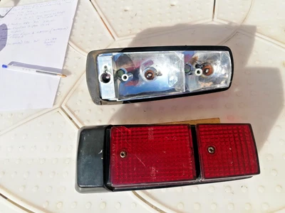 feux arriere droit DS Citroen chrome et caoutchouc impeccable - Photo 1/2