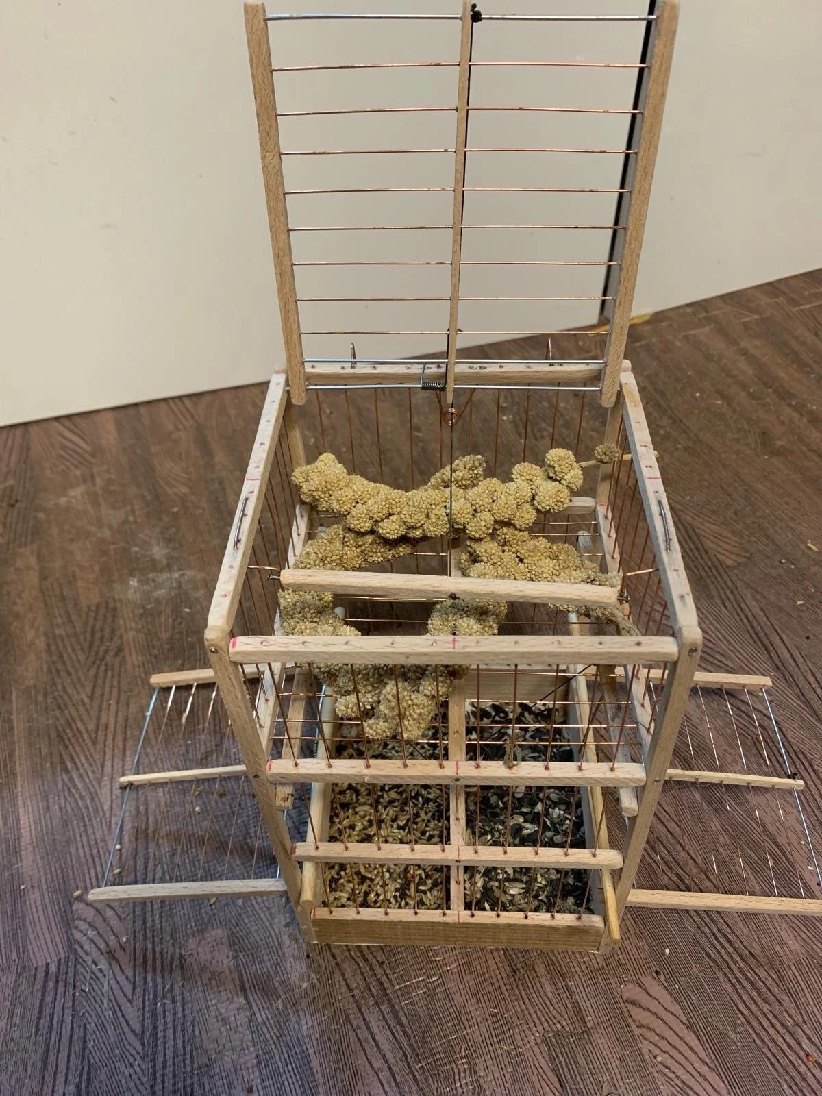 Bird Cage Aviary Trap
Opens in a new window or tab