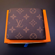 Men’s brown wallet