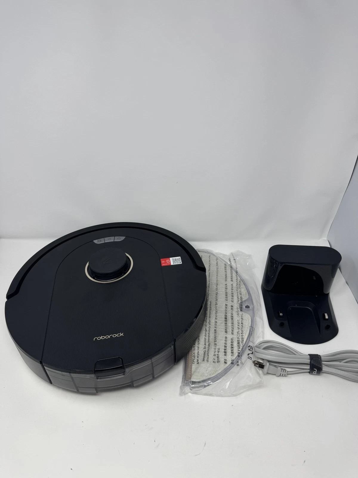 ROBOROCK Q5 PRO ROBOT VACUUM AND MOP COMBO 5500PA POWERFUL SUCTION - BLACK