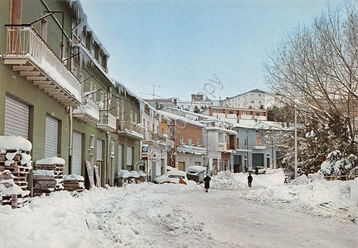 Cartolina San Bartolomeo in Galdo Via delle Puglie nevicata