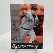 2006 Flair Showcase Autographics Chad Cordero #SC-CH Auto