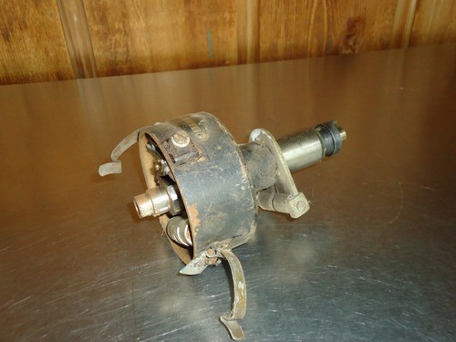 GM Delco Remy Distributor 1110611 1940 1941 1942 Cadillac V-8 WW2 Military Tank - Picture 5 of 5