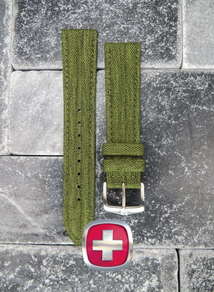 Nueva correa de reloj de nailon del ejército suizo Wenger de 20 mm correa de reloj de goma suave verde Foto 3 de 4
