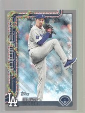 2025 Topps Holiday - Blake Snell #H135 Holiday Silver Glitter - LA Dodgers