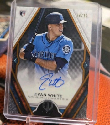 2021 Topps Tribute - Tribute Autographs Evan White #TA-EW Orange /25 (AU, RC)