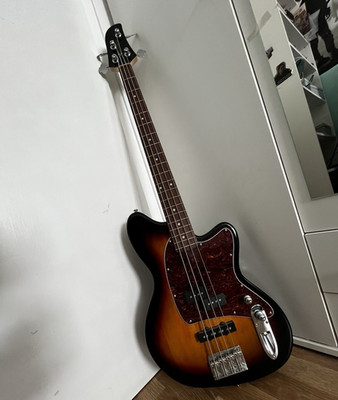 Ibanez Talman TMB100 E-Bass 4-saitig Rechtshänder Sunburst Solidbody