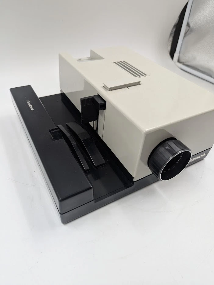 Kindermann Type 1300 Slide Projektor - Getestet, Powers On/Of , Hat Kratzern - Bild 3 von 4
