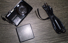 Nikon Coolpix S 3000 camer parts only w charger