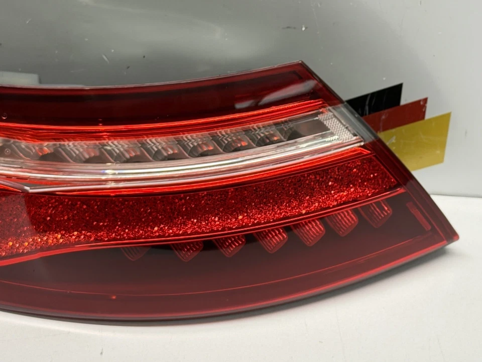 MERCEDES E CLASS C238 COUPE OUTER LIGHT PASSENGER N/S LEFT SIDE RHD A2389062001 - Image 4 of 4