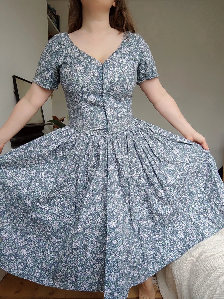 Laura ashley 2025 dresses size 14