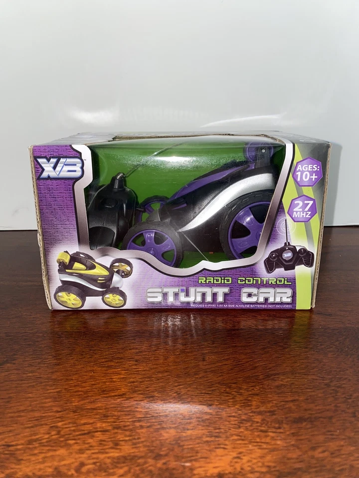 XB Radio Control Stunt Car Spin 360 degrees And Flip Extreme Stunts New-Age 10+ - Image 2 of 4
