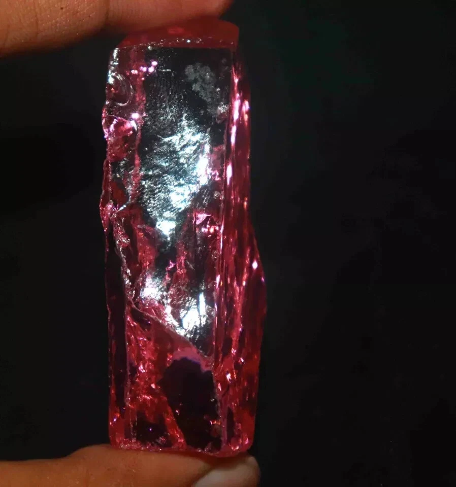 Zafiro rosa natural extraído a tierra 450-680 quilates piedra preciosa cruda sin cortar Rusia Foto 3 de 4