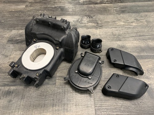 2001-2005 FZ1 Yamaha OEM Air Filter Cleaner Box 5LV-14401-00-00