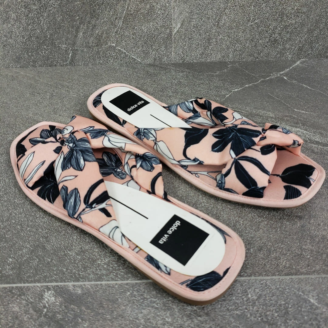 Dolce vita store shoes sandals