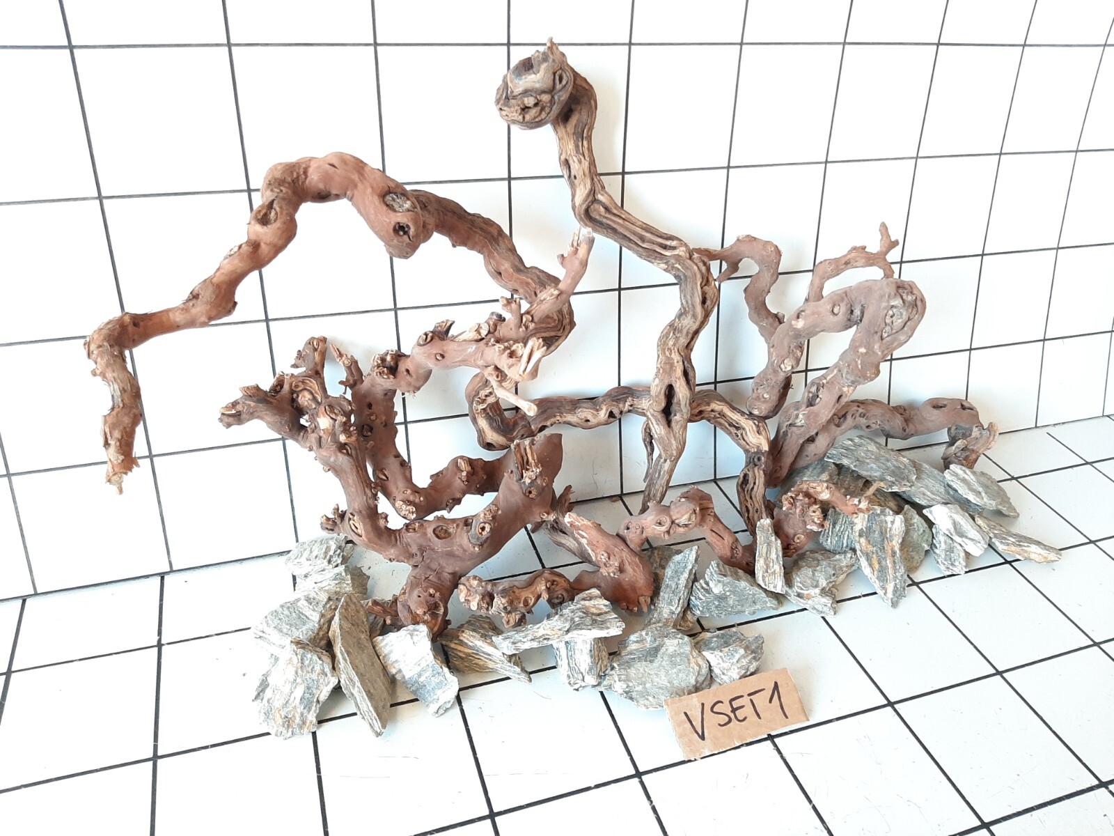 Aquarium Driftwood Fish Tank Wood VINES 5 pieces + Wood Stones Largre