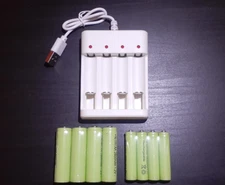 USB BATTERY CHARGER with 4 AA and AAA 8 Rechargeable Ni-MH Batteries 1.2v Ni-CD