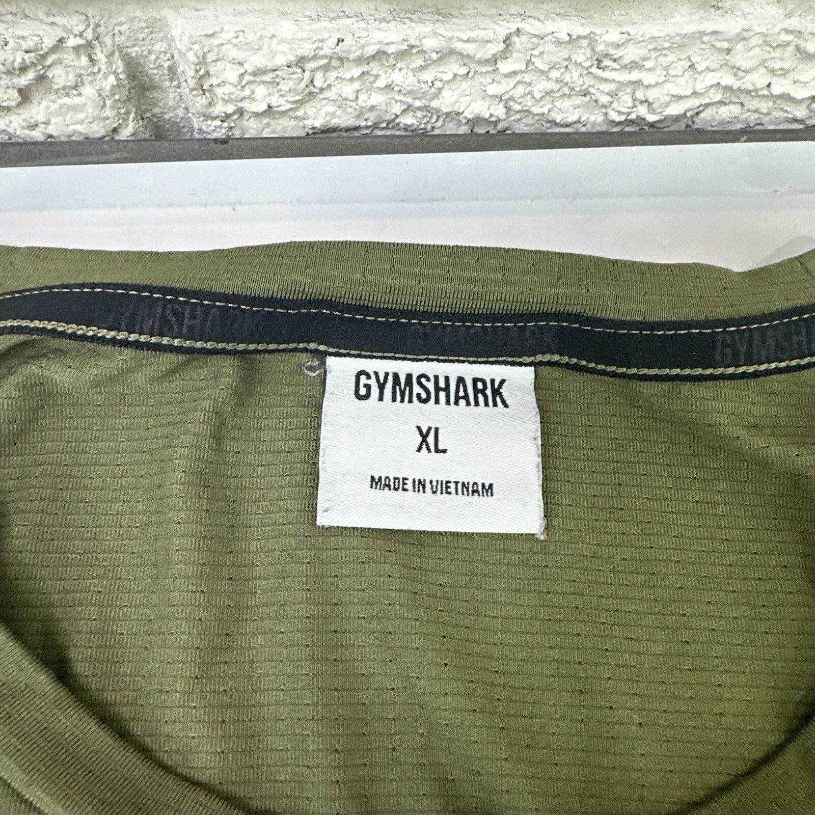 gymshark active gym run performance stretch shirt