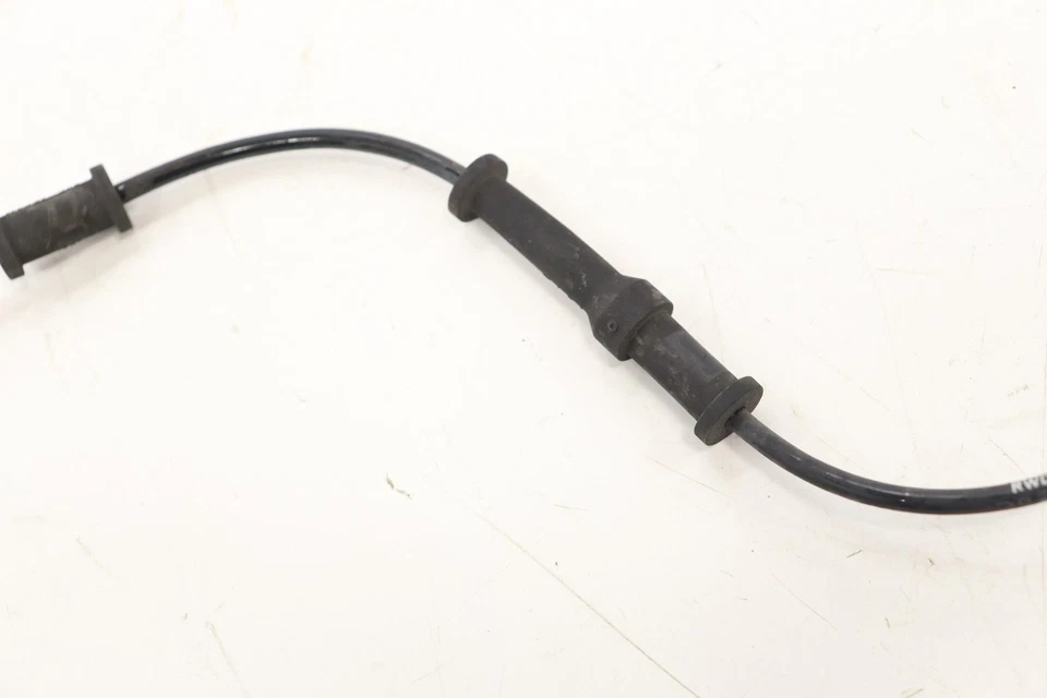 2015 - 2023 DODGE CHALLENGER FRONT RIGHT ABS WHEEL SPEED SENSOR OEM - Image 4 of 4