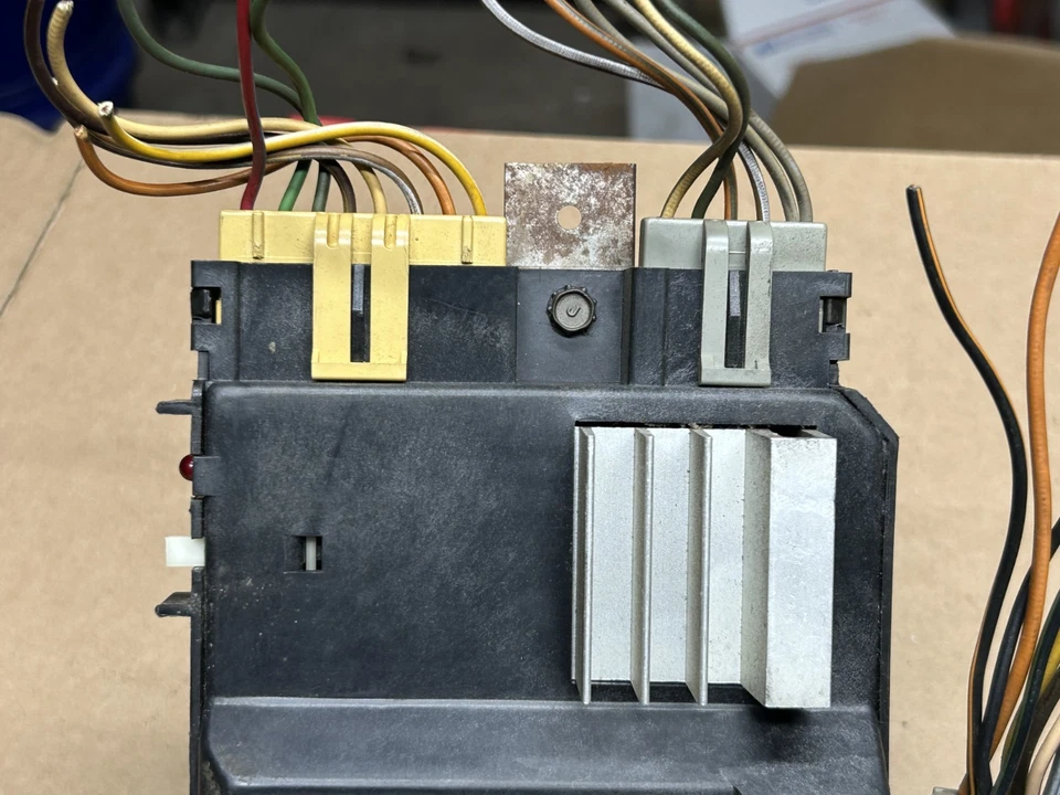 86-96 Ford F-150 Bronco II - 4x4 TCM Transfer Case Control Module E67B-7E453-AA - Image 4 of 4