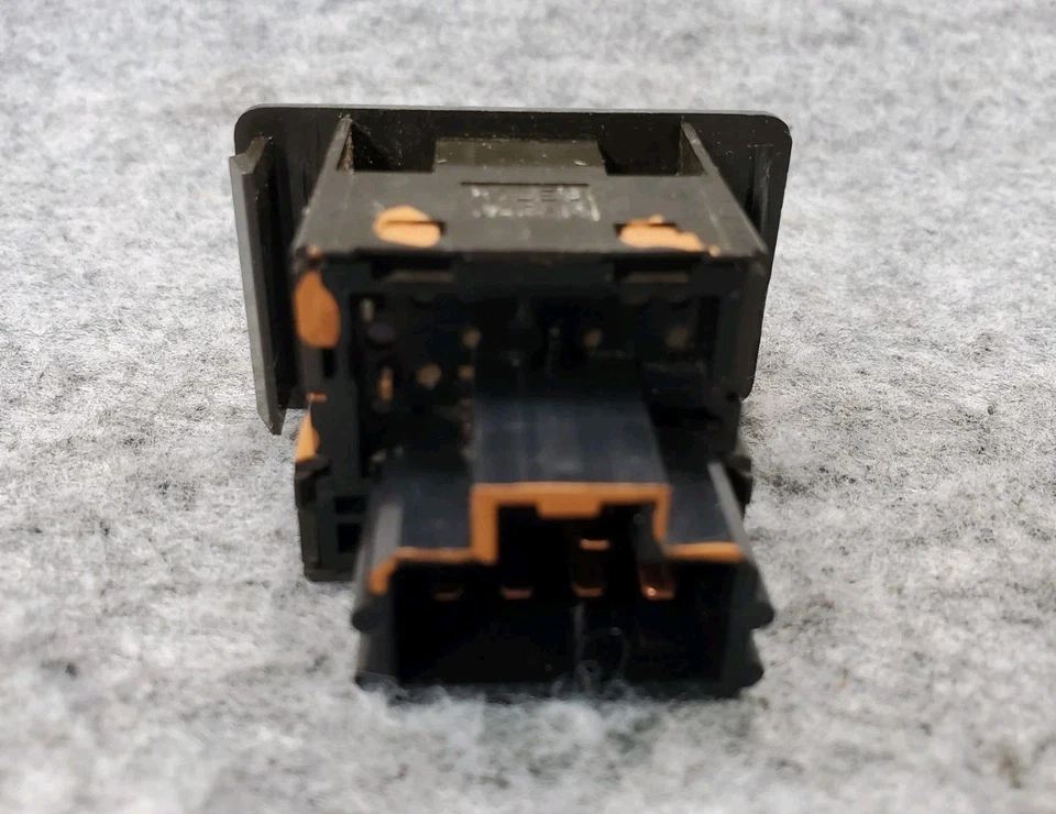 Interruptor de control de ajuste del espejo retrovisor eléctrico Nissan Pulsar NX 1987 1988 1989 OEM USADO Foto 2 de 4