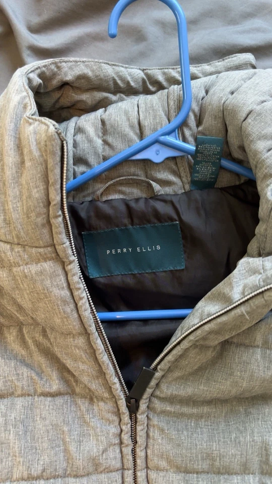 Мужской стеганый пуховик с капюшоном на молнии Perry Ellis размер большой отличное состояние - Изображение 3 из 3